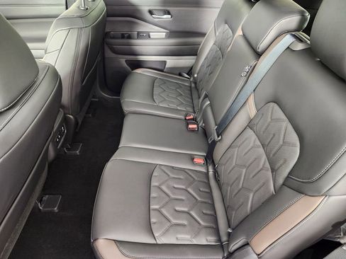 New 2026 Nissan Pathfinder Platinum w/ Cargo Package image 12