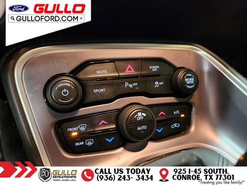 Used 2019 Dodge Challenger R/T image 22