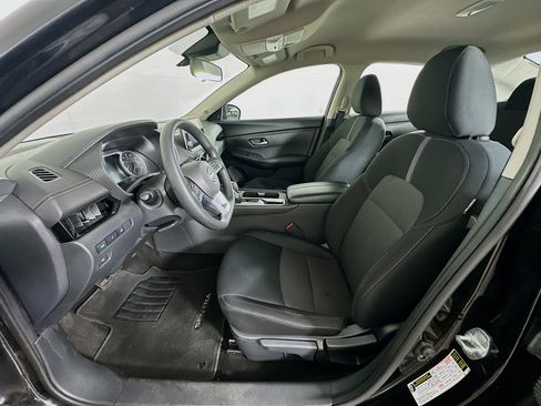 Used 2024 Nissan Sentra SV FWD image 13