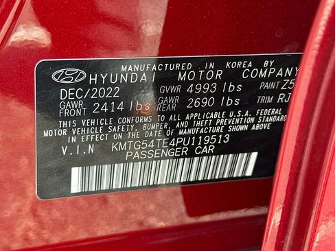 Used 2023 Genesis G70 3.3T image 37