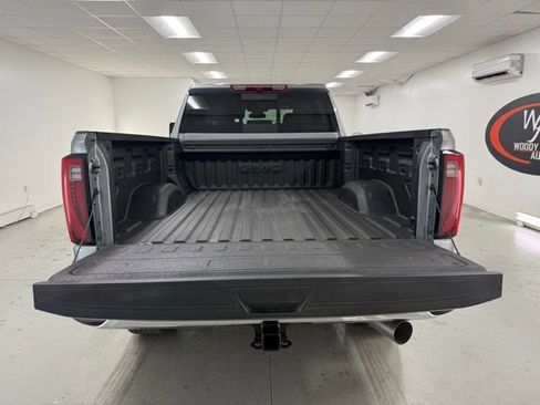 New 2026 GMC Sierra 2500 SLT w/ SLT Premium Package image 8