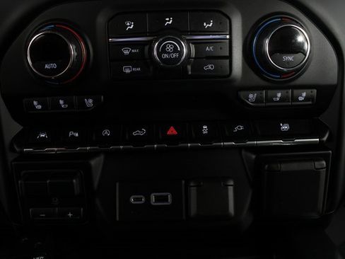 Used 2020 Chevrolet Silverado 1500 High Country image 6