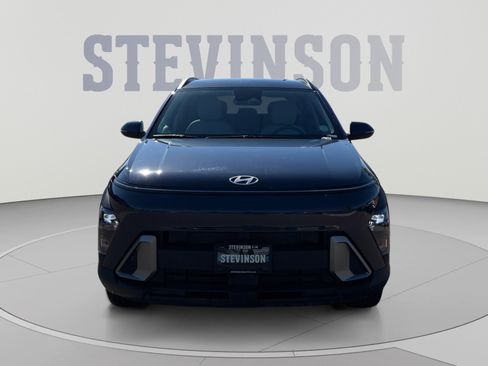 Used 2025 Hyundai Kona SEL AWD/4WD image 8