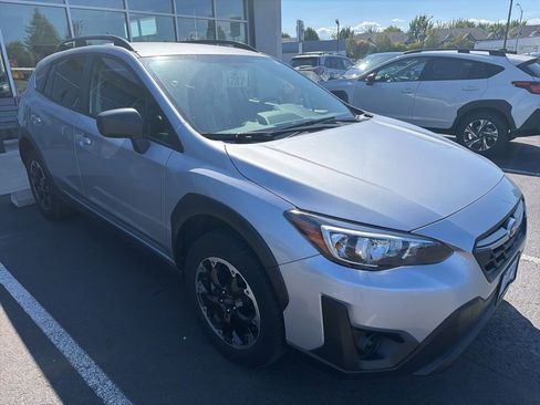 Used 2021 Subaru Crosstrek 2.0i AWD/4WD image 2