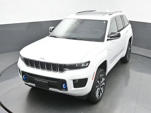 Used 2022 Jeep Grand Cherokee Overland image 43