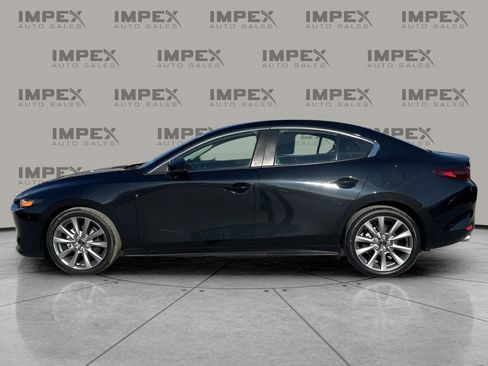 Used 2025 MAZDA MAZDA3 s image 2