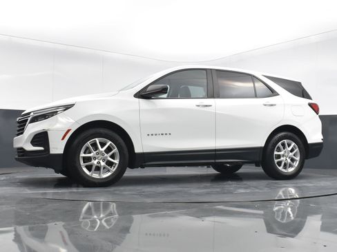 Used 2022 Chevrolet Equinox LS w/ LS Convenience Package FWD image 35
