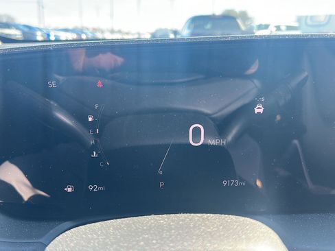 Used 2024 Buick Encore GX Sport Touring image 13