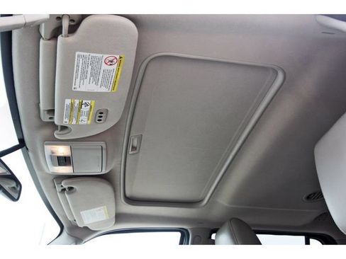Used 2013 Ford Expedition Limited RWD image 28