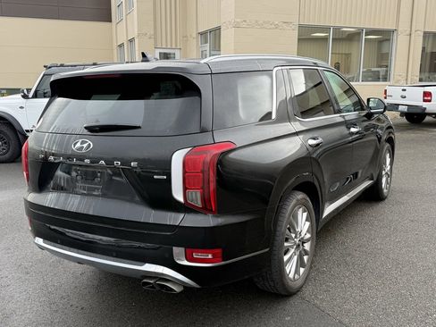 Used 2020 Hyundai Palisade Limited image 3