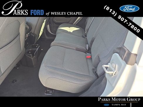 Used 2024 Jeep Wrangler Sahara image 14