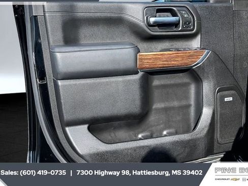 Used 2023 Chevrolet Silverado 3500 High Country image 17
