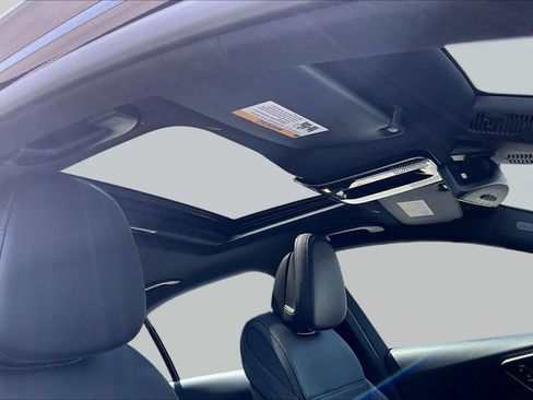 Certified 2025 Mercedes-Benz C 300 Sedan image 14