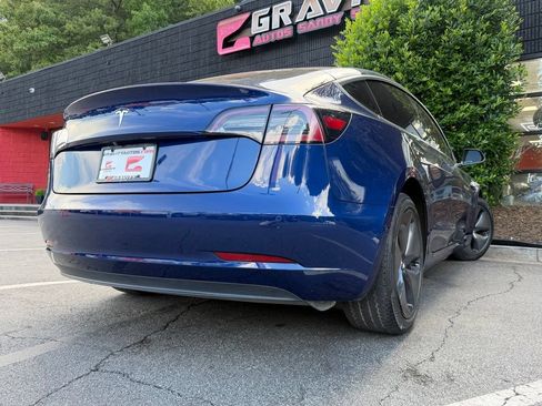 Used 2018 Tesla Model 3 Long Range RWD image 12
