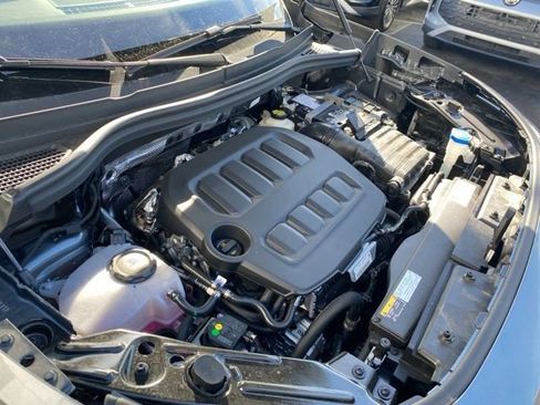 New 2025 Volkswagen Tiguan SE image 66