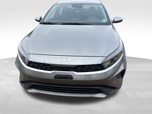 Certified 2023 Kia Forte LXS image 7