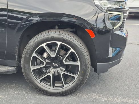 Used 2022 Chevrolet Tahoe RST w/ Luxury Package AWD/4WD image 11