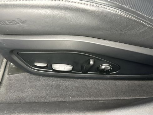 Certified 2020 Porsche Taycan Turbo S image 32