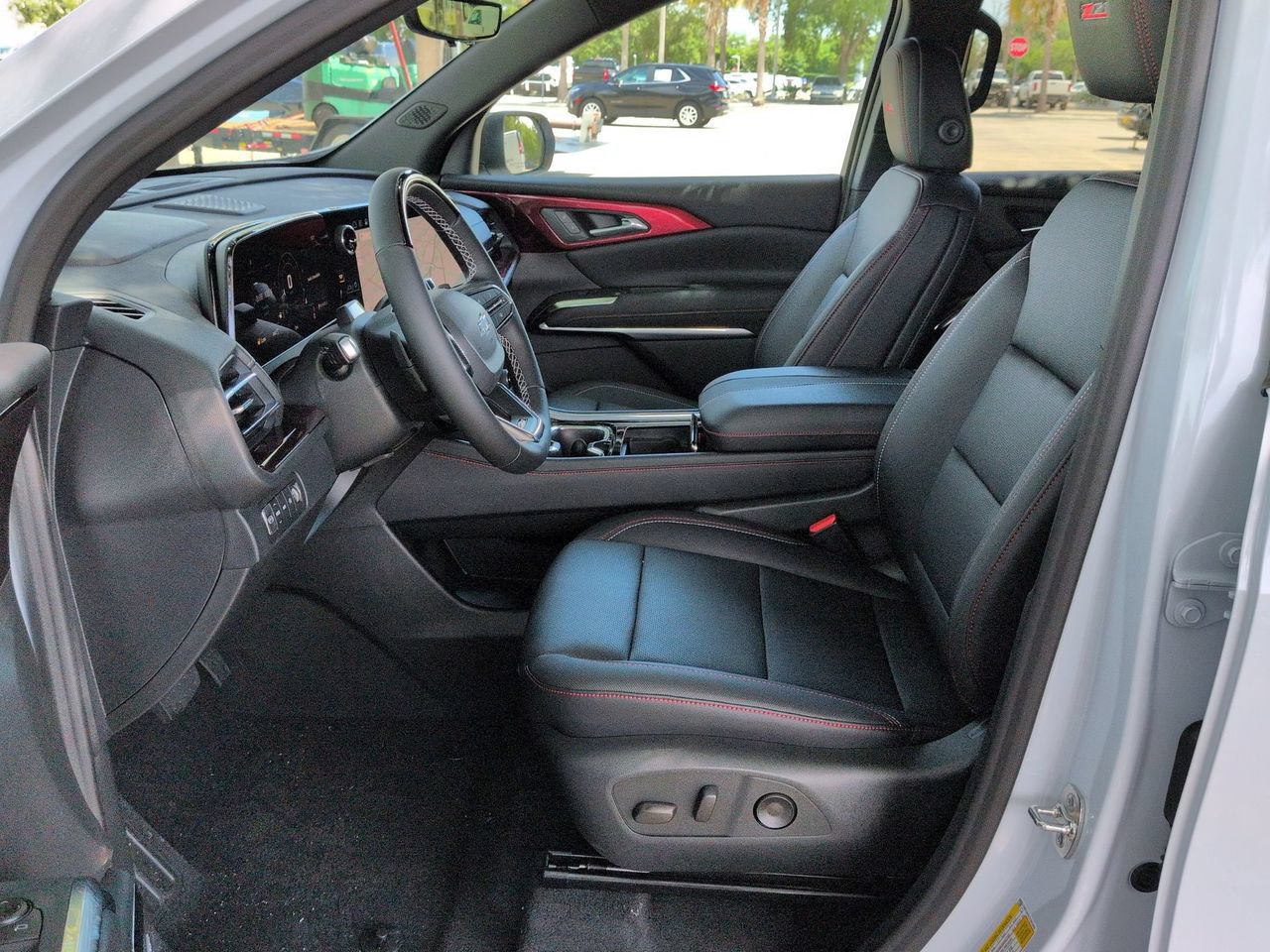 New 2026 Chevrolet Traverse Z71 w/ Enhanced Driving Package AWD/4WD image 19