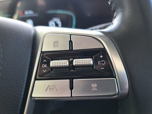 Used 2025 Kia Telluride S AWD/4WD image 18