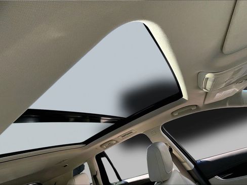 Used 2022 Cadillac XT6 Premium Luxury w/ Technology Package image 27