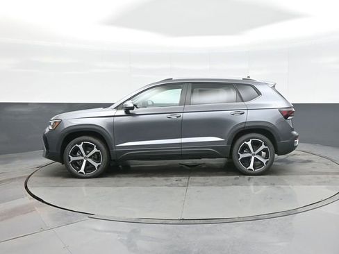 New 2026 Volkswagen Taos SEL AWD/4WD image 4