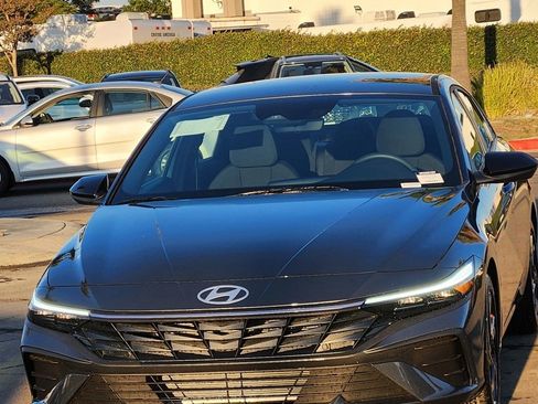 New 2026 Hyundai Elantra Sport image 8