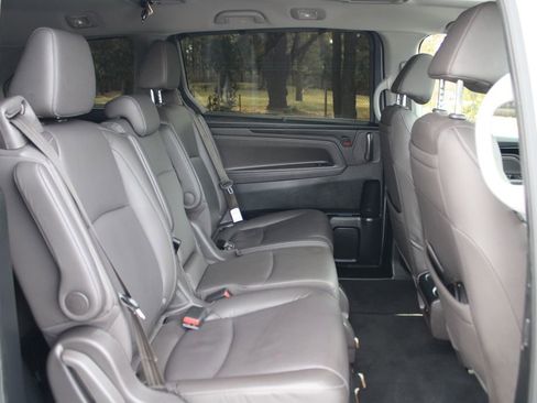 Certified 2024 Honda Odyssey Touring image 15