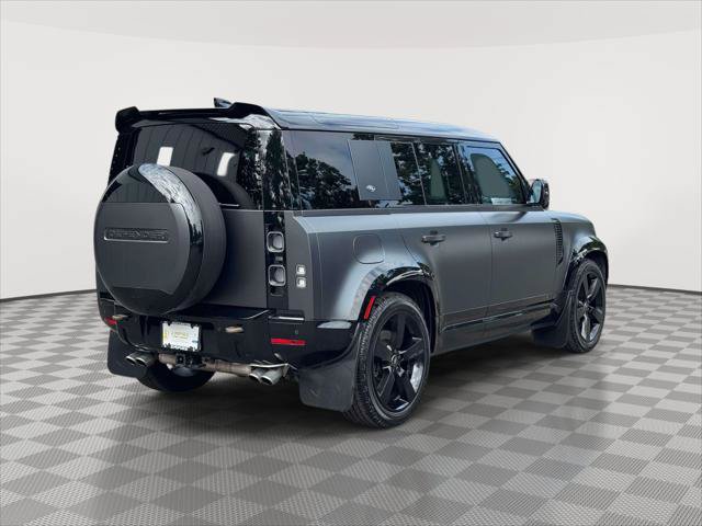 Used 2023 Land Rover Defender 110 V8 AWD/4WD image 7