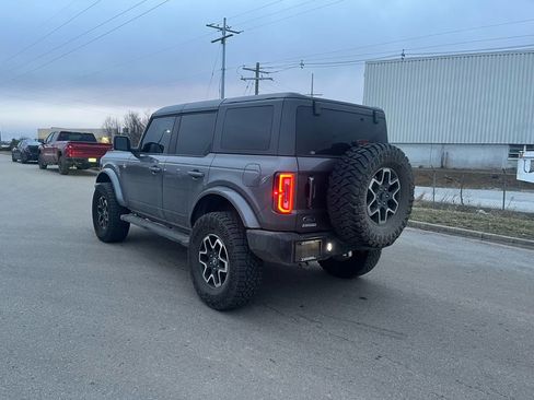 Used 2022 Ford Bronco Outer Banks image 4