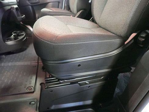 New 2024 RAM ProMaster 2500 w/ Quick Order Package 22G SLT image 10