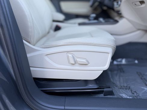 Used 2019 Audi Q5 Prestige w/ Prestige Package image 36