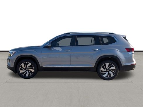 New 2025 Volkswagen Atlas SEL image 8