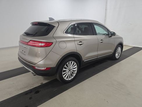 Used 2019 Lincoln MKC Premiere FWD image 6