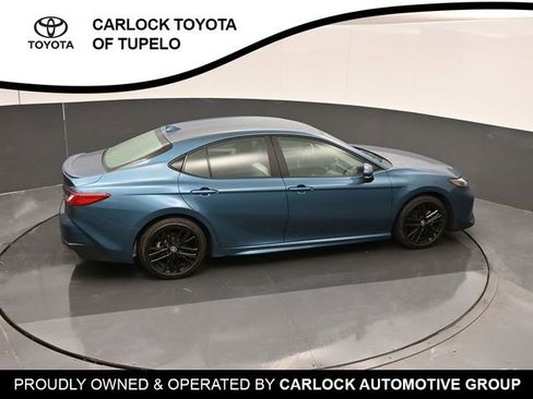 Used 2025 Toyota Camry SE FWD image 39