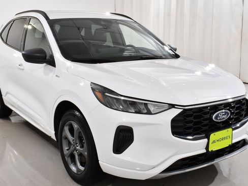 Used 2023 Ford Escape ST-Line w/ Tech Pack #1 image 4