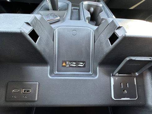 New 2025 GMC Sierra 1500 Elevation w/ Preferred Package image 20