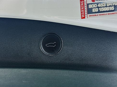 Used 2023 Tesla Model 3 Standard Range RWD image 30