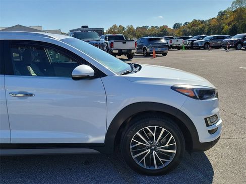 Used 2021 Hyundai Tucson Limited image 17