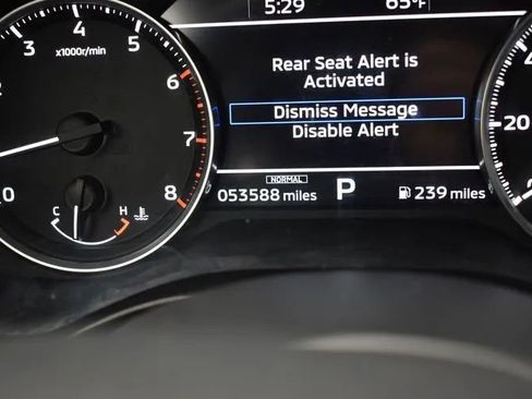 Used 2024 Mitsubishi Outlander FWD image 27