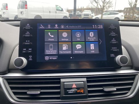 Used 2018 Honda Accord Sport image 22