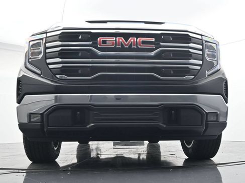 Used 2023 GMC Sierra 1500 SLT w/ SLT Premium Package AWD/4WD image 33