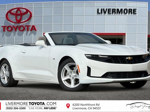 Used 2023 Chevrolet Camaro LT image 1