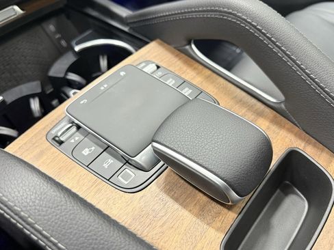 Used 2025 Mercedes-Benz GLE 350 4MATIC image 24