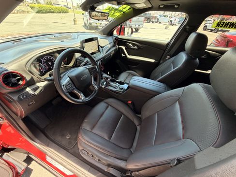 Used 2023 Chevrolet Blazer RS w/ Driver Confidence II Package FWD image 9