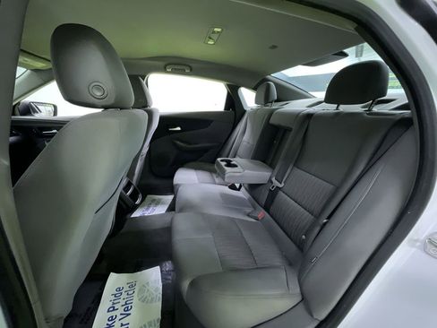 Used 2017 Chevrolet Impala LS image 12