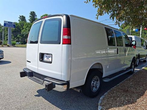 Used 2025 Chevrolet Express 2500 w/ Driver Convenience Package RWD image 30