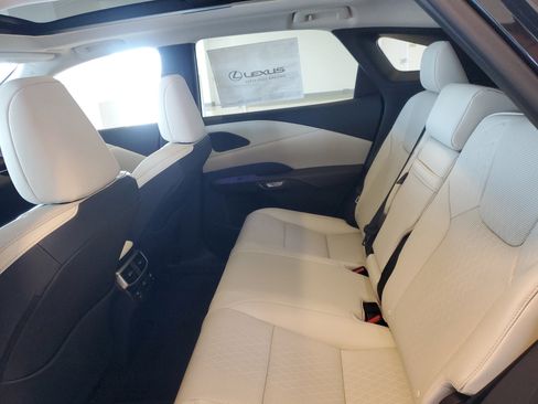 New 2026 Lexus RX 350h AWD/4WD image 7