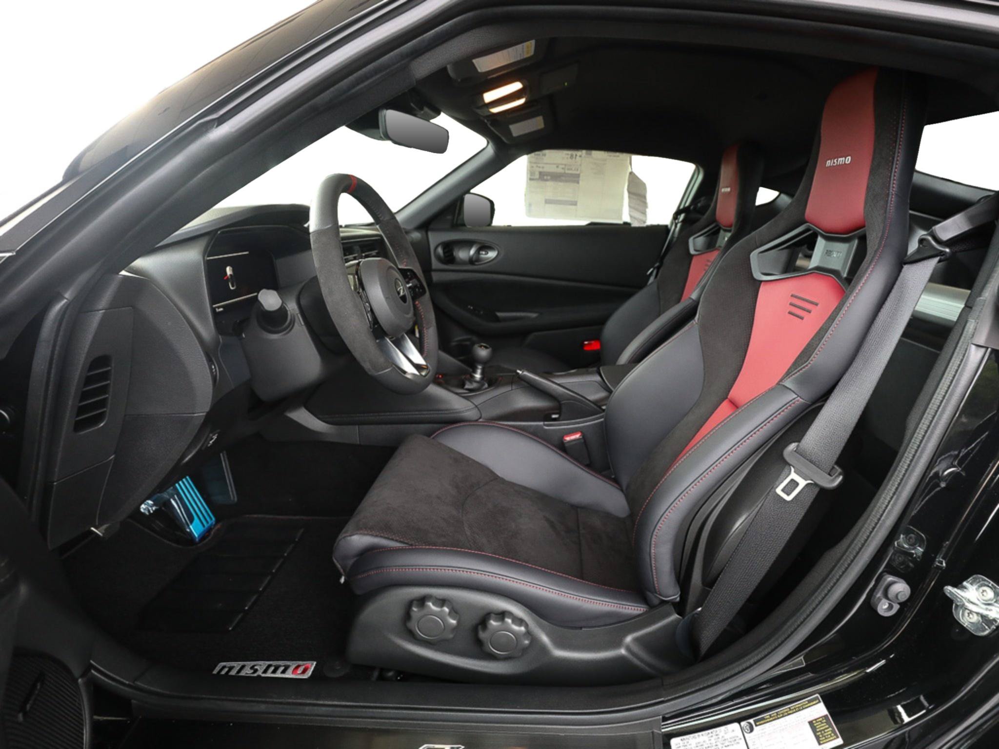 New 2027 Nissan Z NISMO w/ Essentials Package (NISMO) RWD image 9