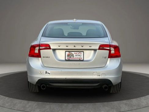 Used 2012 Volvo S60 T5 image 5